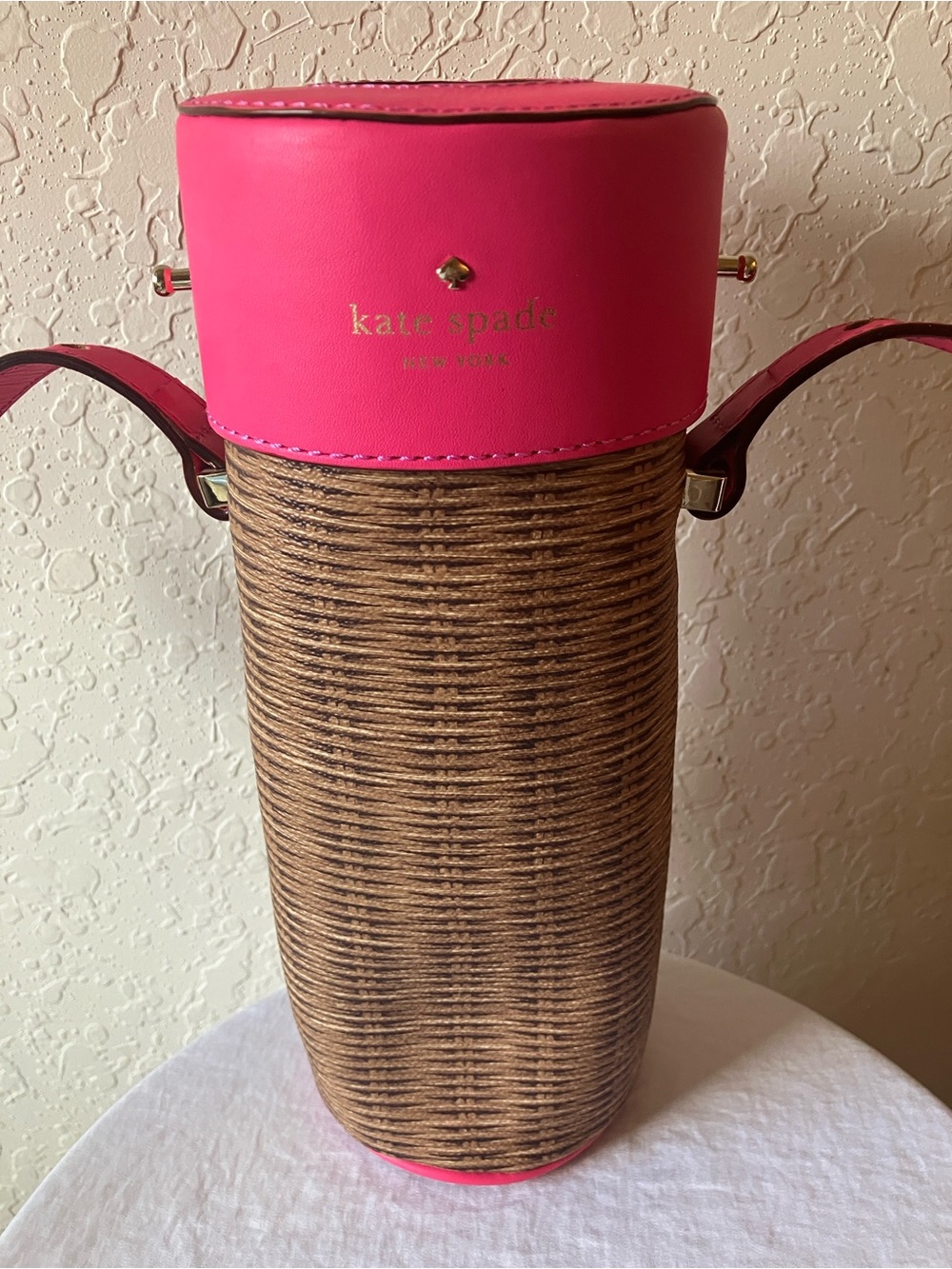 kate spade: Pink “Pack a Picnic”  Champagne Tote Bottle Bag- Padded- Storybook